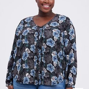 NWT! Torrid 3 GEORGETTE FLORAL SKULL BUTTON UP BLOUSE